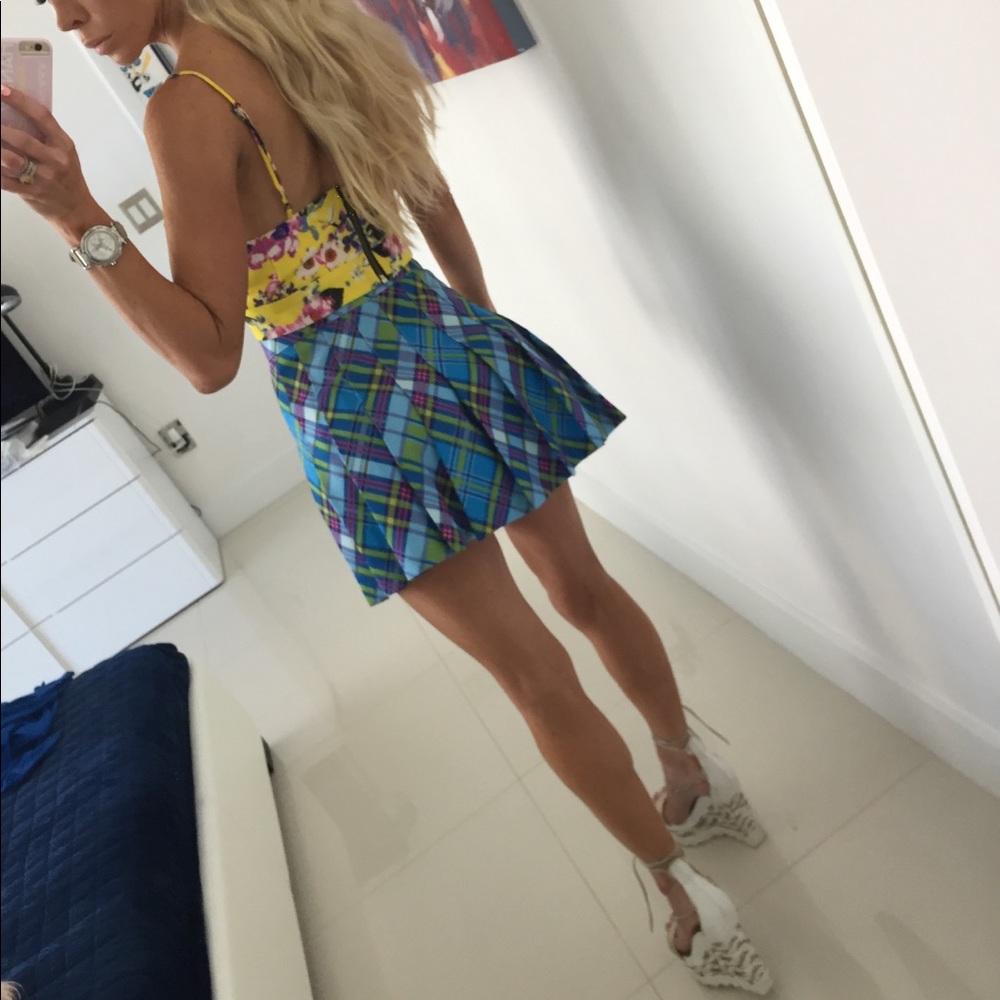 SUPER SALE! ⚡️🌹SUPER CUTE PLAID SCHOOL GIRL SKIRT - Picture 3 of 10